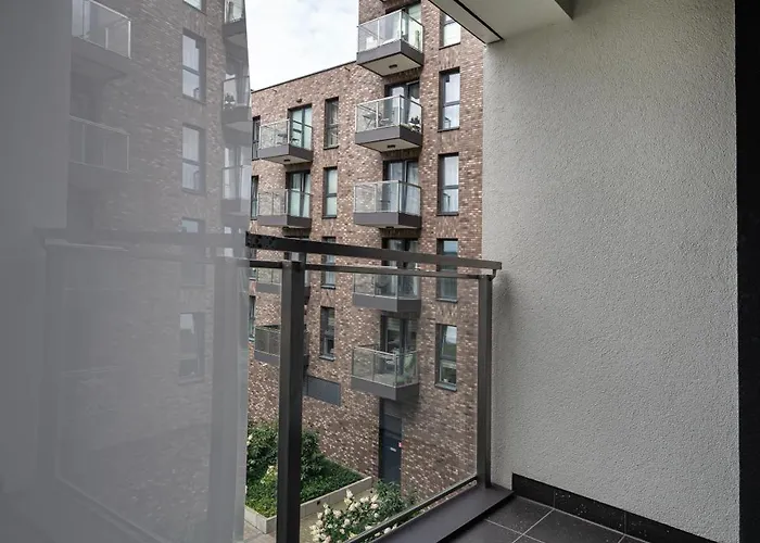 Fabryczna Harmony By Bookinghost * Łódź