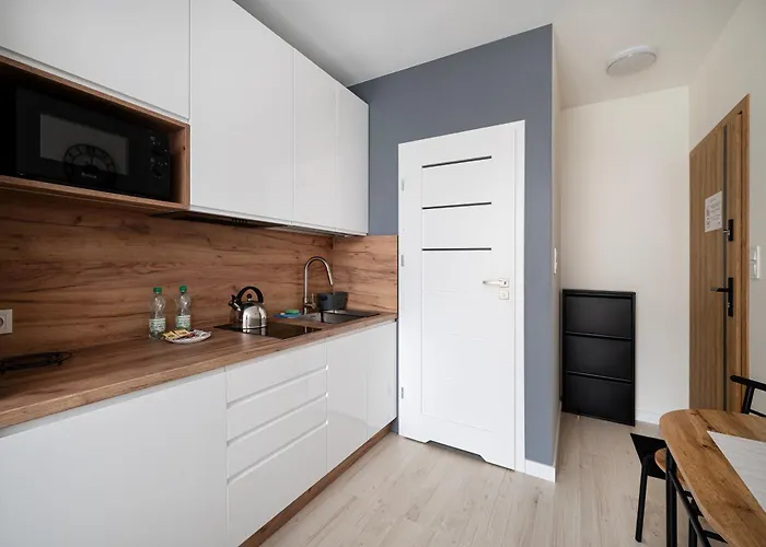 Fabryczna Harmony By Bookinghost * Łódź